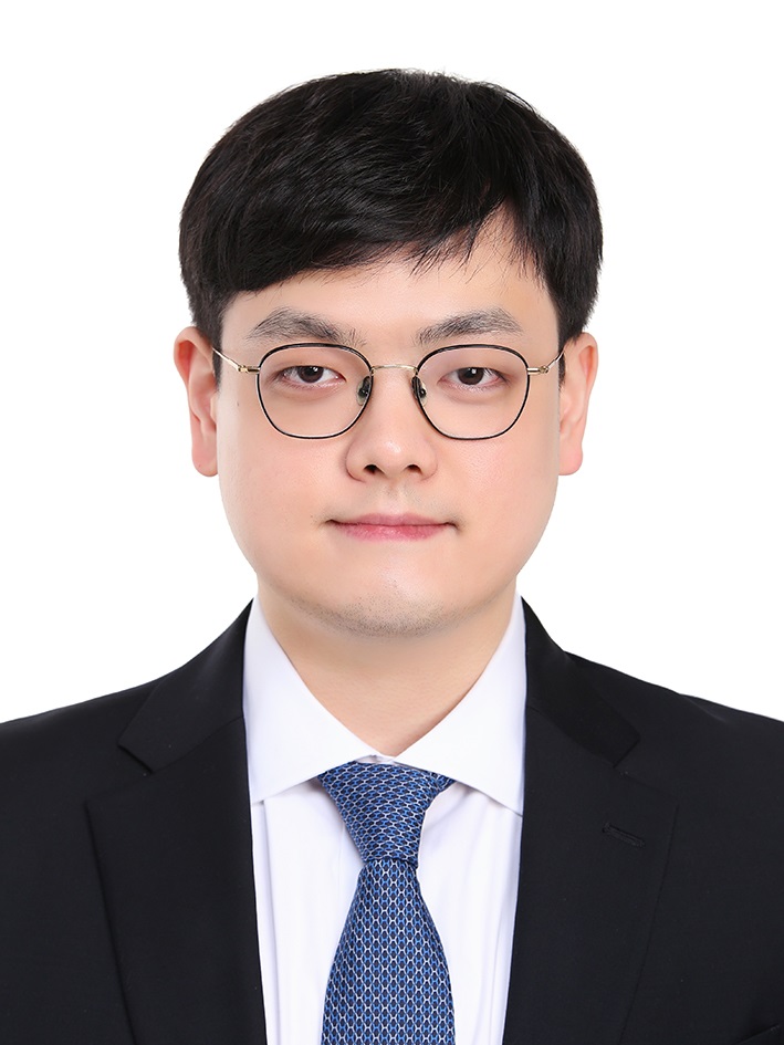 Youngjin Park 사진